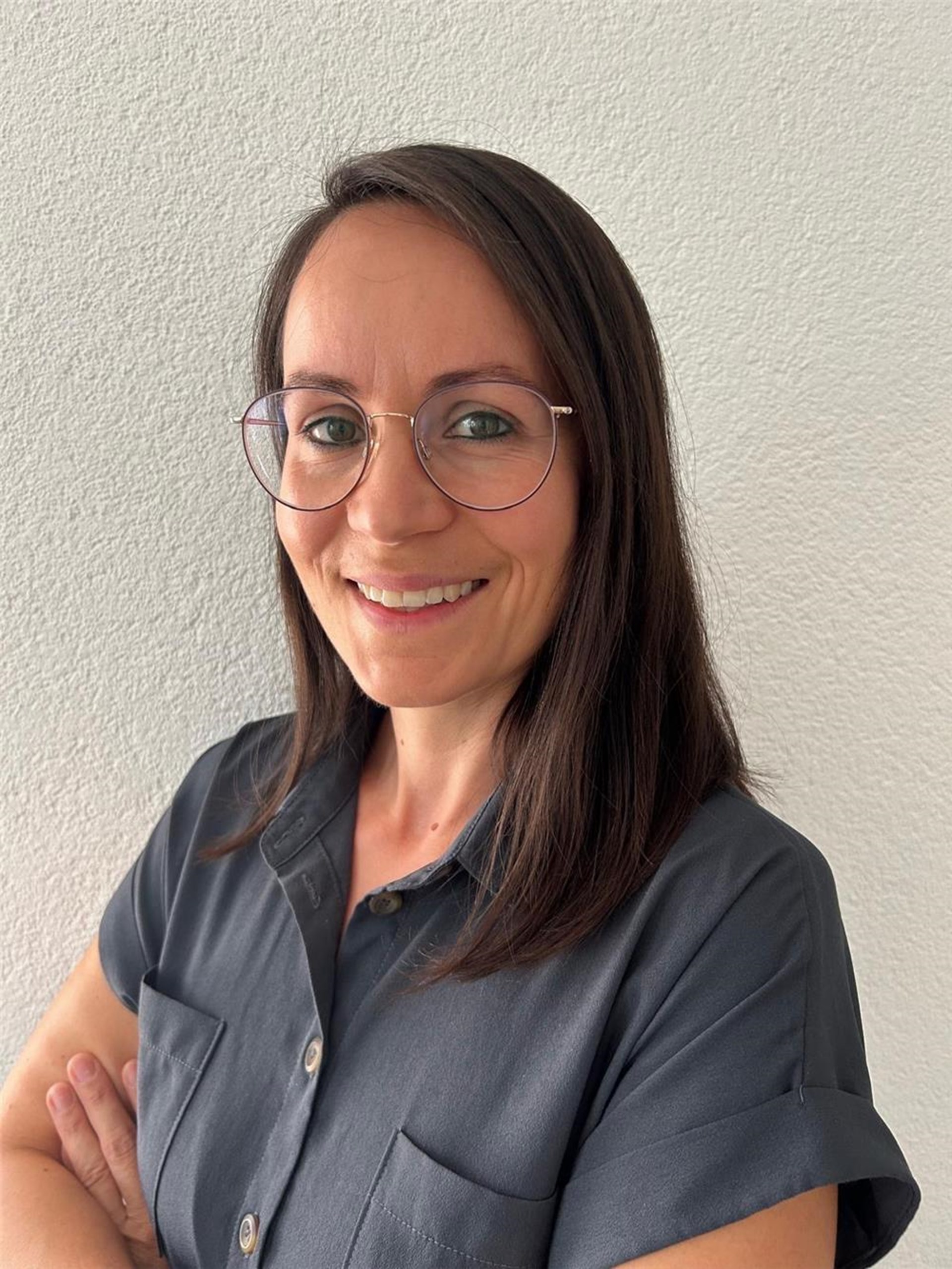 Daniela Miller ist Sozialpädagogin B.A.  und Sozialtherapeutin Sucht der Suchtfachambulanz Günzburg